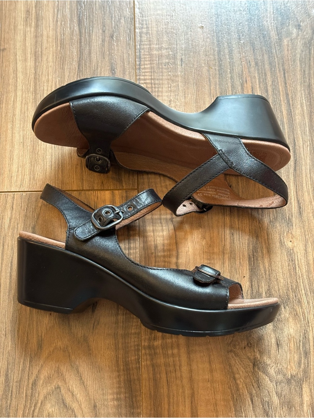 Dansko Black Leather Wedge Sandals Buckle Ankle Strap Open Toe Size 37 US 6.5-7